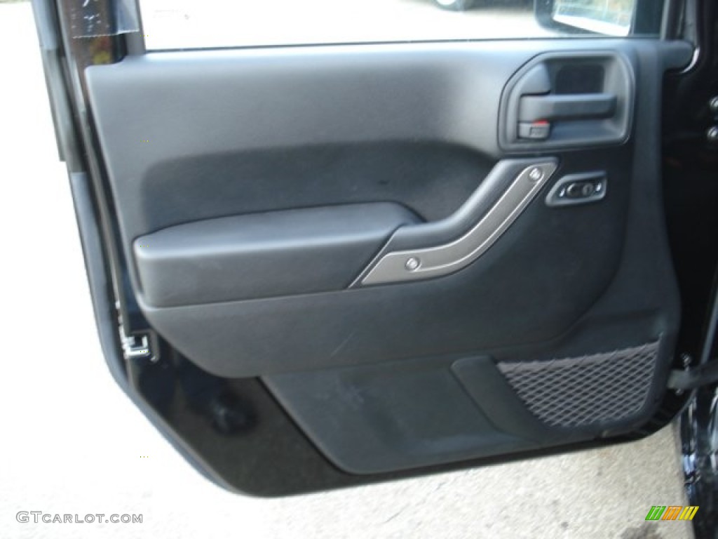 2013 Wrangler Unlimited Sport S 4x4 - Black / Black photo #12