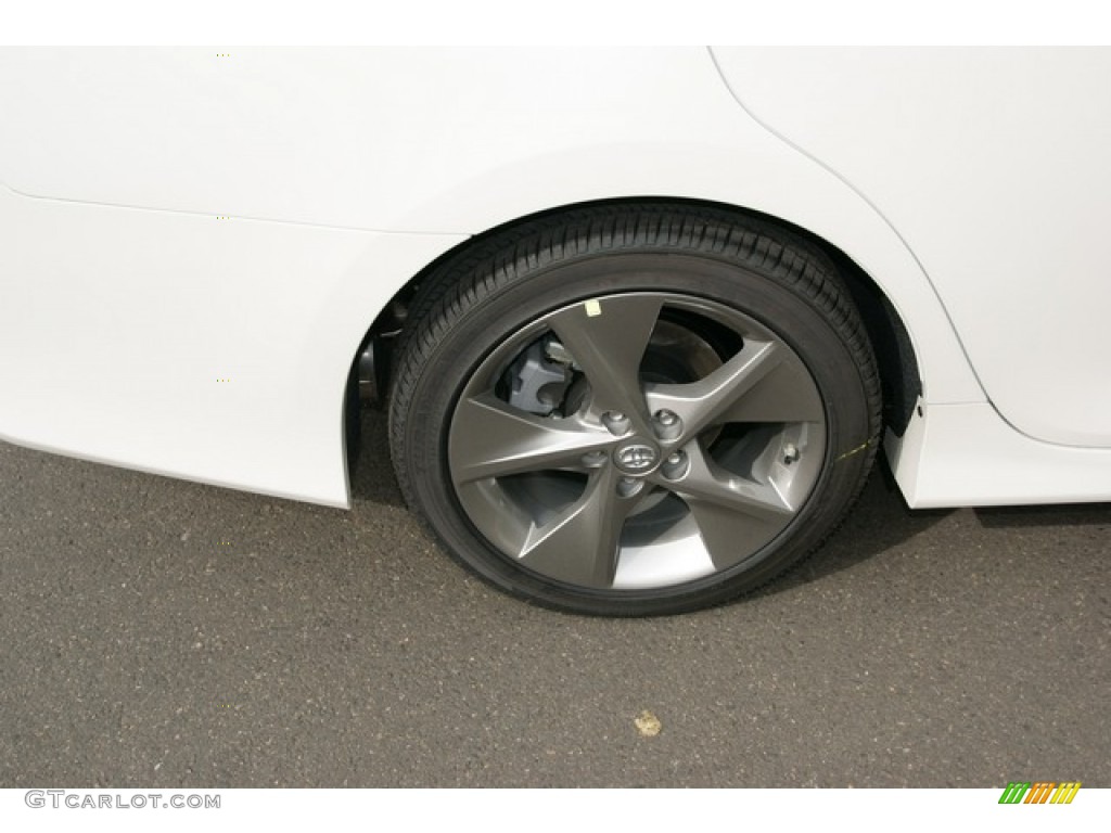 2012 Toyota Camry SE Wheel Photo #71812548