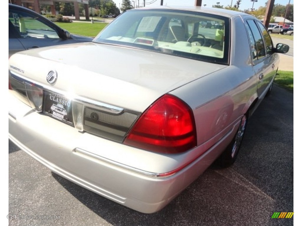 2006 Grand Marquis GS - Silver Birch Metallic / Light Camel photo #1