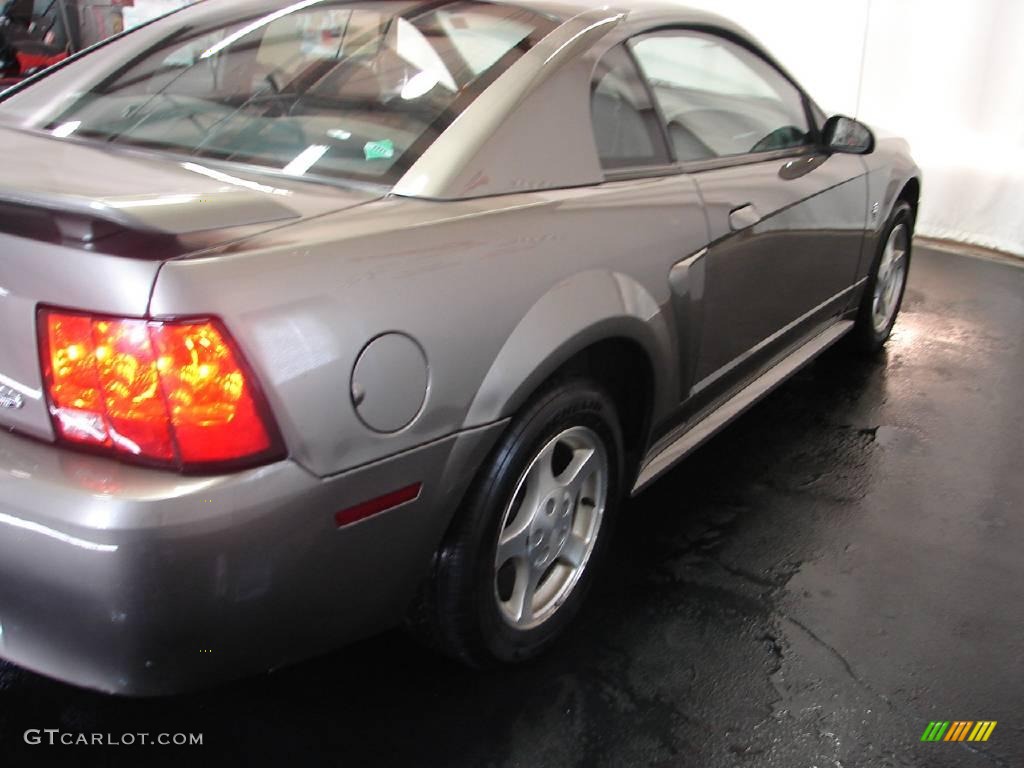 2002 Mustang V6 Coupe - Mineral Grey Metallic / Medium Graphite photo #10