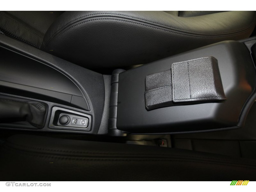 2013 1 Series 128i Coupe - Carbon Black Metallic / Black photo #17