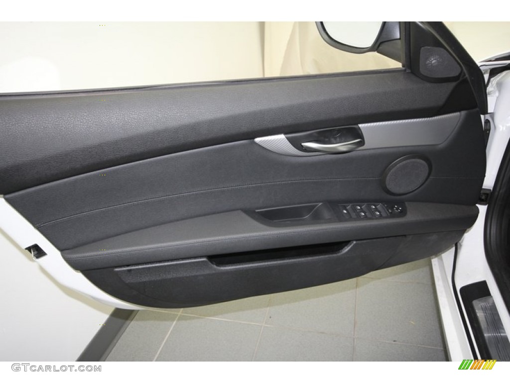 2013 BMW Z4 sDrive 28i Black Door Panel Photo #71817600