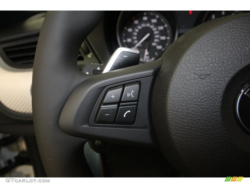 2013 BMW Z4 sDrive 28i Controls Photo #71817630