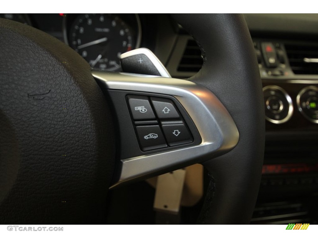 2013 BMW Z4 sDrive 28i Controls Photo #71817693