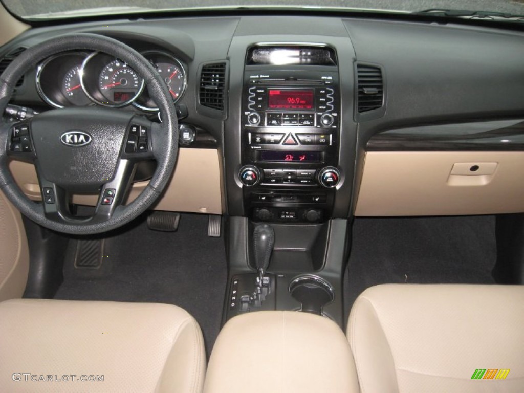 2011 Sorento EX - White Sand Beige / Beige photo #27