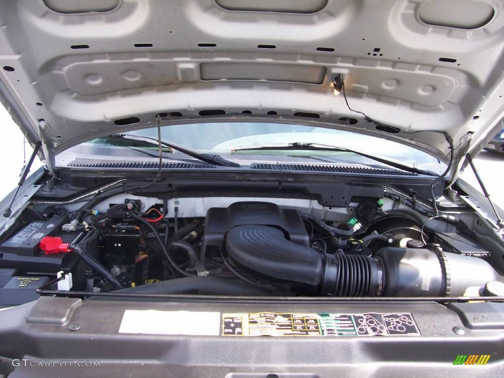 2003 F150 XL Regular Cab 4x4 - Silver Metallic / Dark Graphite Grey photo #16
