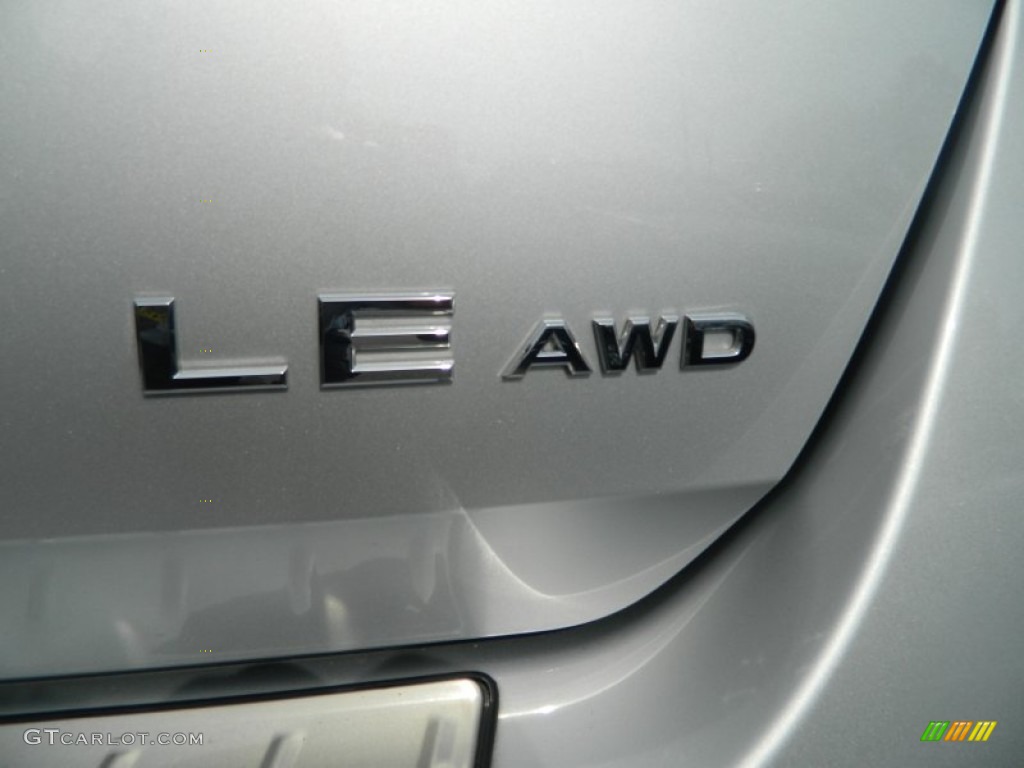 2011 Nissan Murano LE AWD Marks and Logos Photos