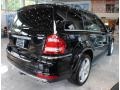 Black - GL 550 4Matic Photo No. 6