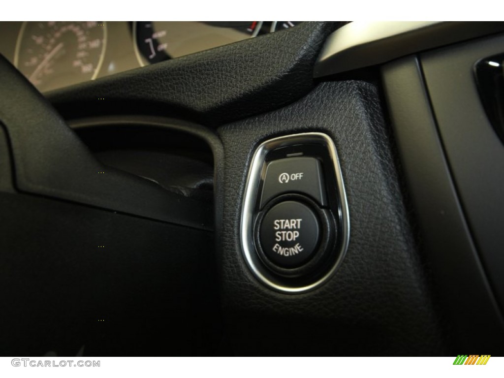 2013 3 Series 328i Sedan - Orion Silver Metallic / Black photo #21