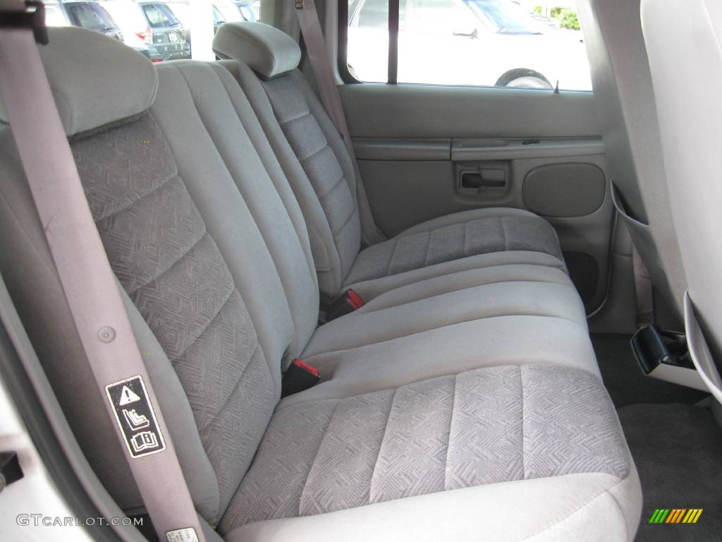 1999 Explorer XLT - Oxford White / Medium Graphite Grey photo #11