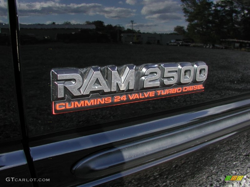 2001 Ram 2500 ST Quad Cab 4x4 - Black / Mist Gray photo #28