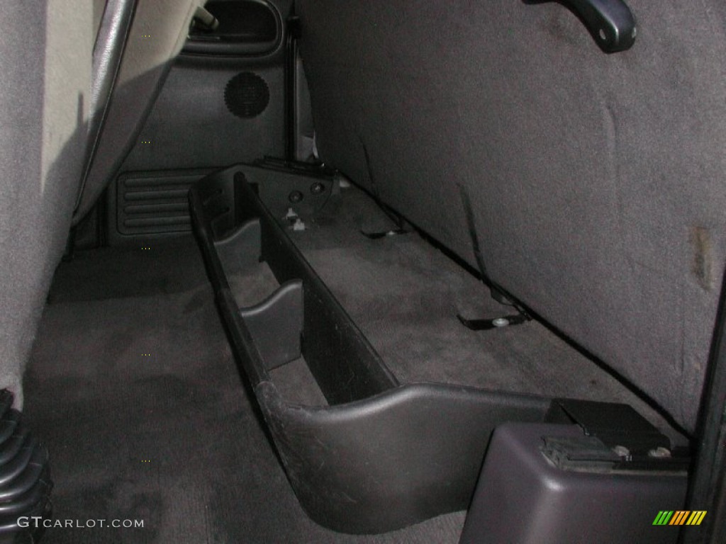 2001 Ram 2500 ST Quad Cab 4x4 - Black / Mist Gray photo #53
