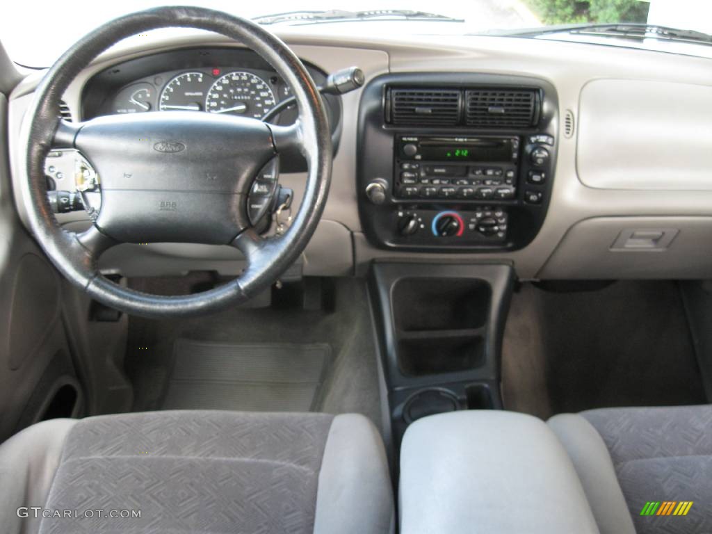 1999 Explorer XLT - Oxford White / Medium Graphite Grey photo #13