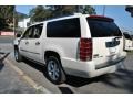 White Diamond - Escalade ESV AWD Photo No. 4
