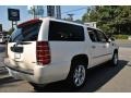 White Diamond - Escalade ESV AWD Photo No. 6