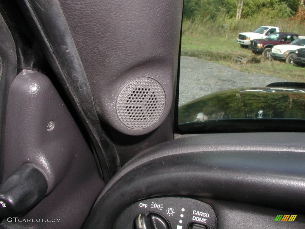 2001 Ram 2500 ST Quad Cab 4x4 - Black / Mist Gray photo #70