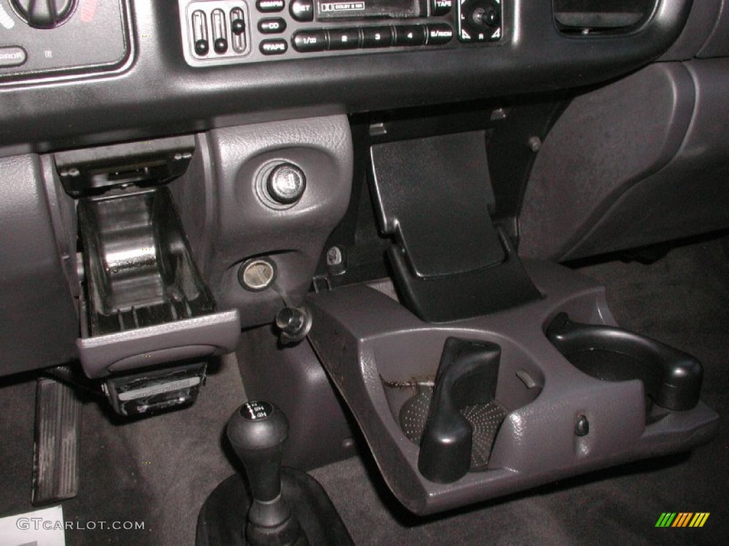 2001 Ram 2500 ST Quad Cab 4x4 - Black / Mist Gray photo #76