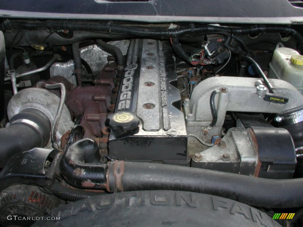2001 Dodge Ram 2500 ST Quad Cab 4x4 5.9 Liter OHV 24-Valve Cummins Turbo Diesel Inline 6 Cylinder Engine Photo #71827376