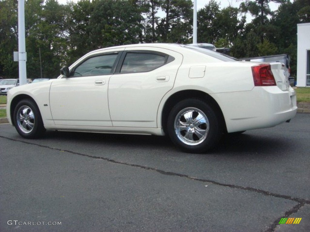 2008 Charger SE - Cool Vanilla Clear Coat / Dark Slate Gray photo #4