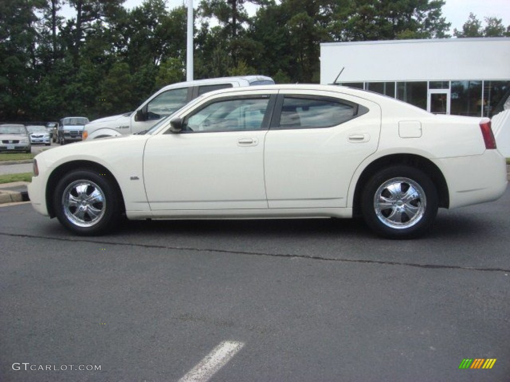2008 Charger SE - Cool Vanilla Clear Coat / Dark Slate Gray photo #5