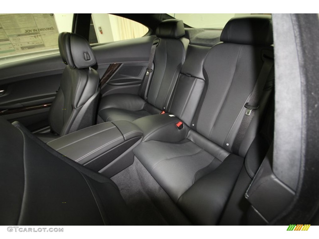 2013 BMW 6 Series 650i Coupe Rear Seat Photo #71827979