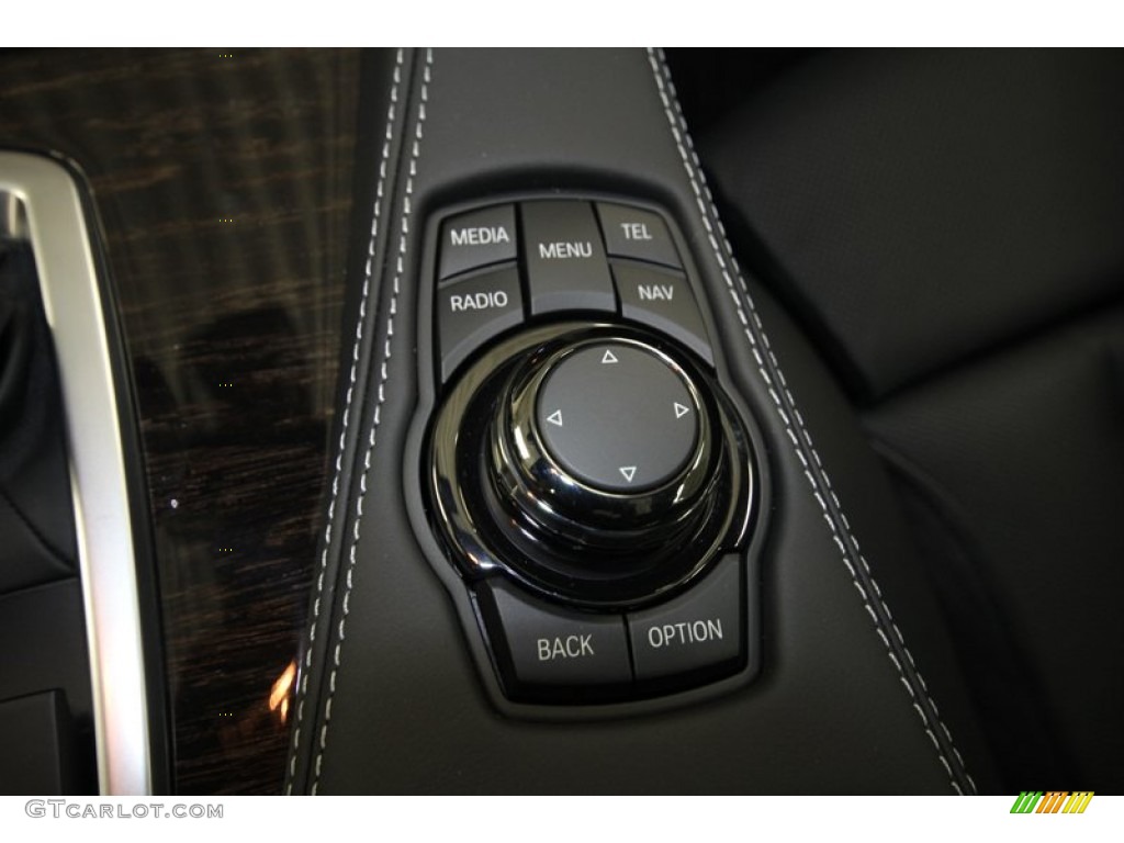 2013 BMW 6 Series 650i Coupe Controls Photo #71828141