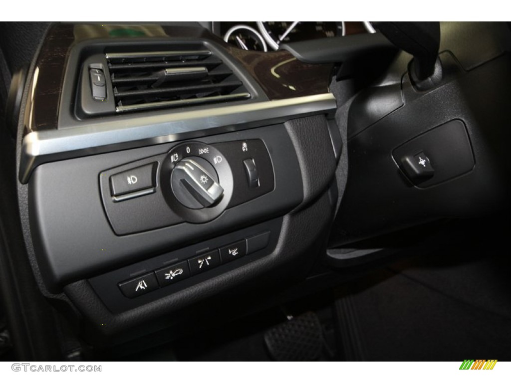 2013 BMW 6 Series 650i Coupe Controls Photos