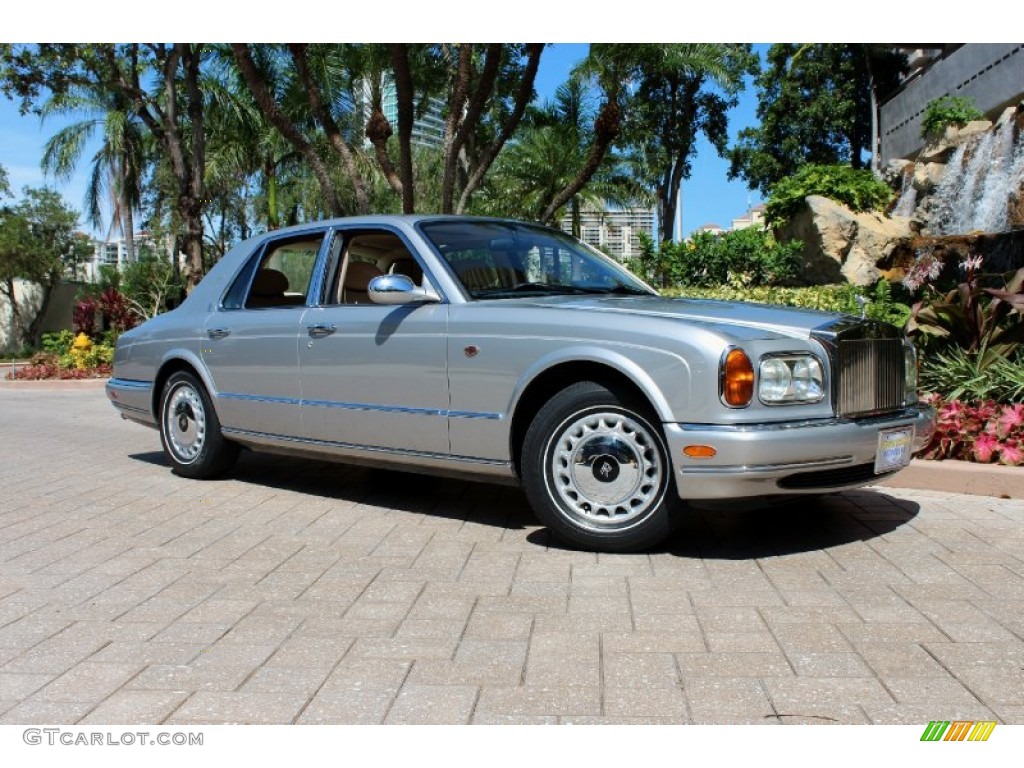 Silver 1999 Rolls-Royce Silver Seraph Standard Silver Seraph Model Exterior Photo #71828948
