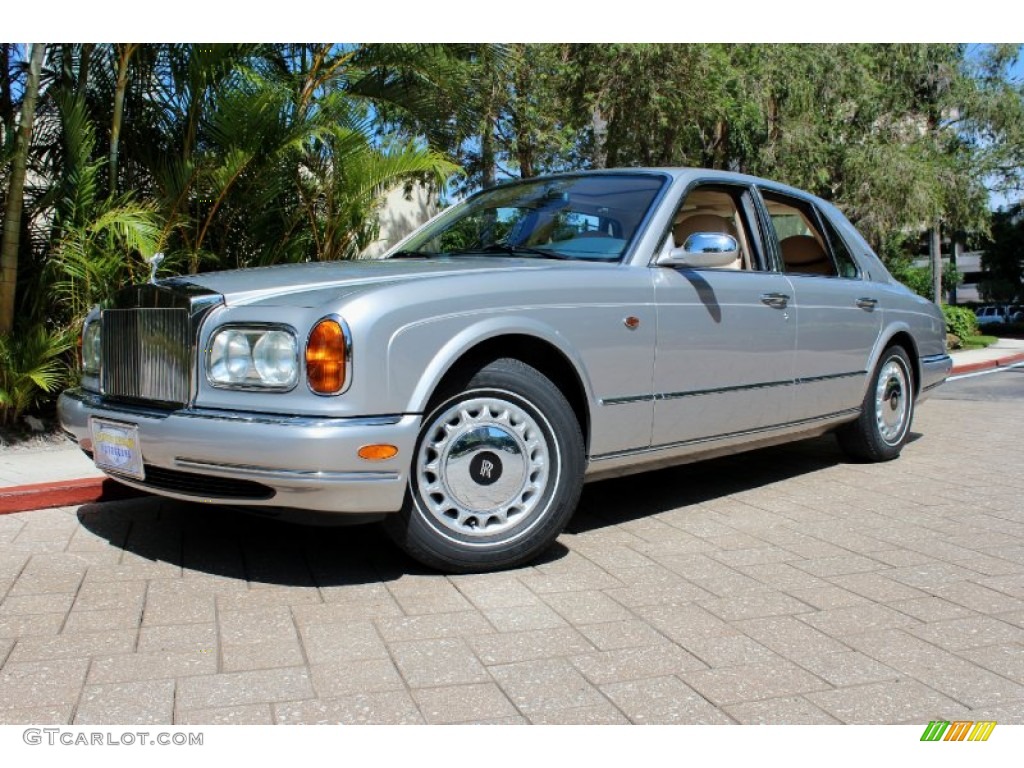 Silver 1999 Rolls-Royce Silver Seraph Standard Silver Seraph Model Exterior Photo #71829008