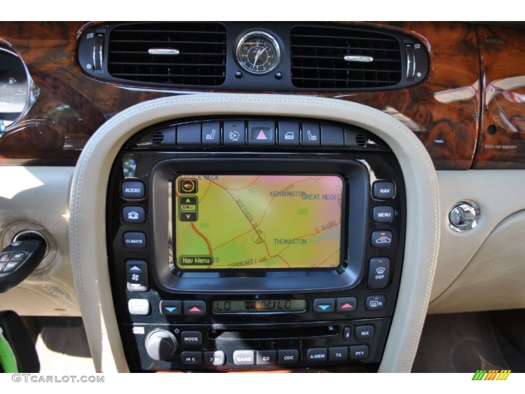2009 Jaguar XJ XJ8 Controls Photos