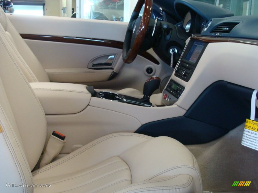 2011 GranTurismo Convertible GranCabrio - Blu Oceano (Blue Metallic) / Pearl Beige photo #25