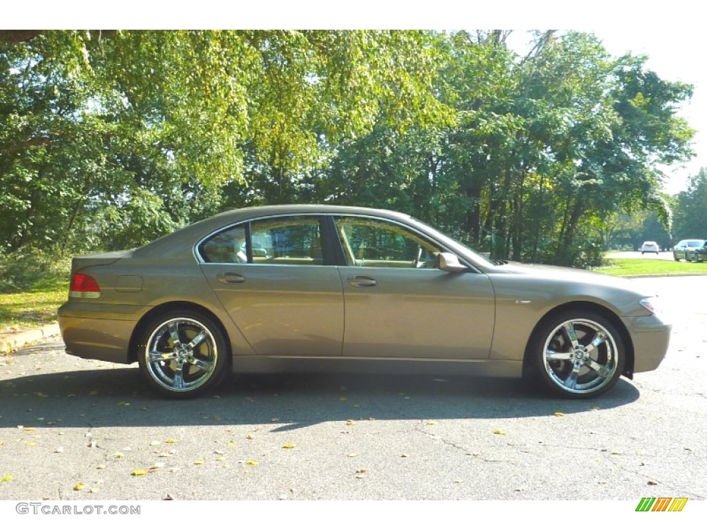 2002 7 Series 745i Sedan - Kalahari Beige Metallic / Beige III photo #4