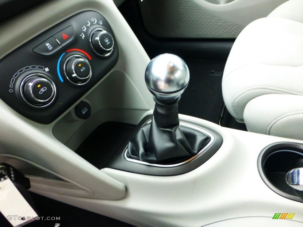 2013 Dodge Dart SXT 6 Speed Manual Transmission Photo #71836727