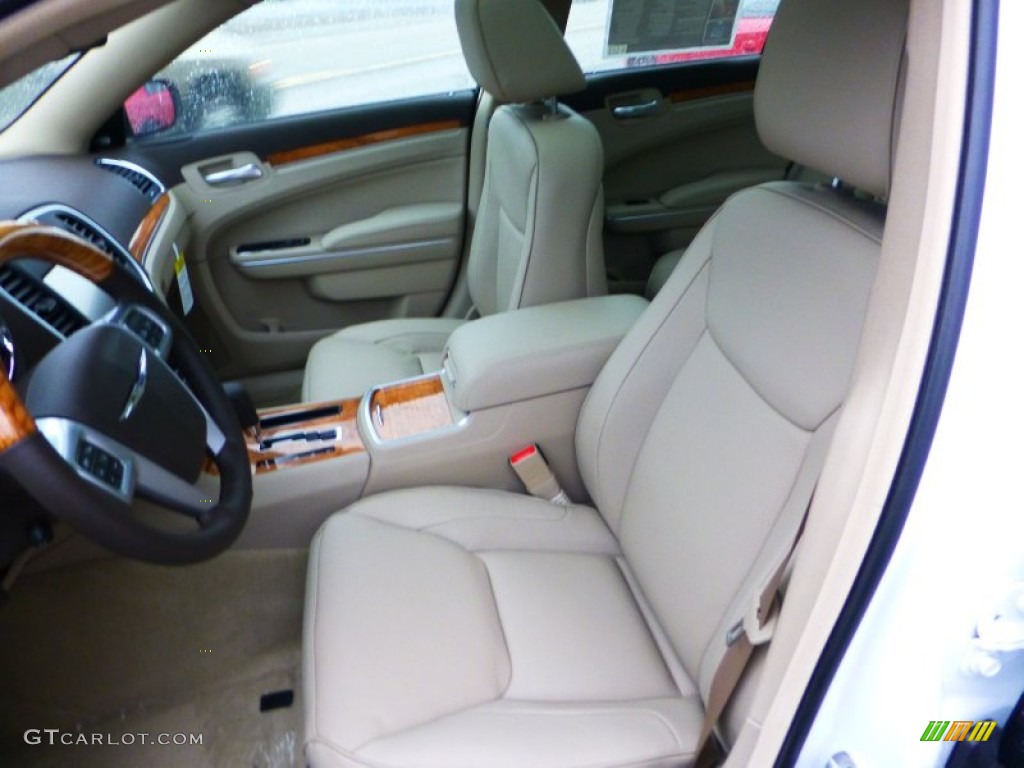 Dark Frost Beige/Light Frost Beige Interior 2013 Chrysler 300 C AWD Photo #71837045