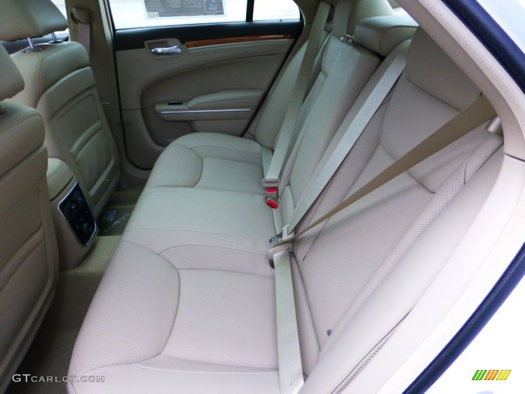 Dark Frost Beige/Light Frost Beige Interior 2013 Chrysler 300 C AWD Photo #71837074