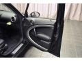 Absolute Black Metallic - Cooper Countryman Photo No. 8