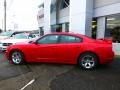 Redline 3-Coat Pearl - Charger SXT Photo No. 2