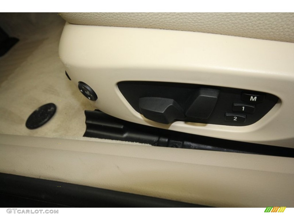 2011 BMW 3 Series 335i Convertible Controls Photo #71848184