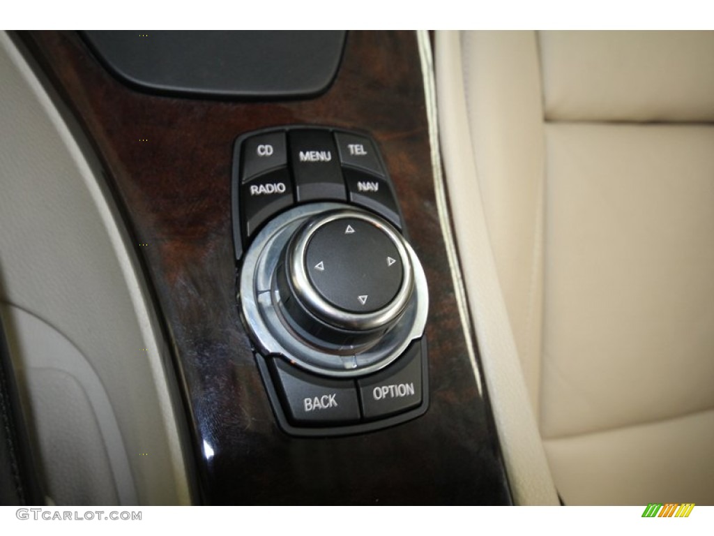 2011 BMW 3 Series 335i Convertible Controls Photo #71848244