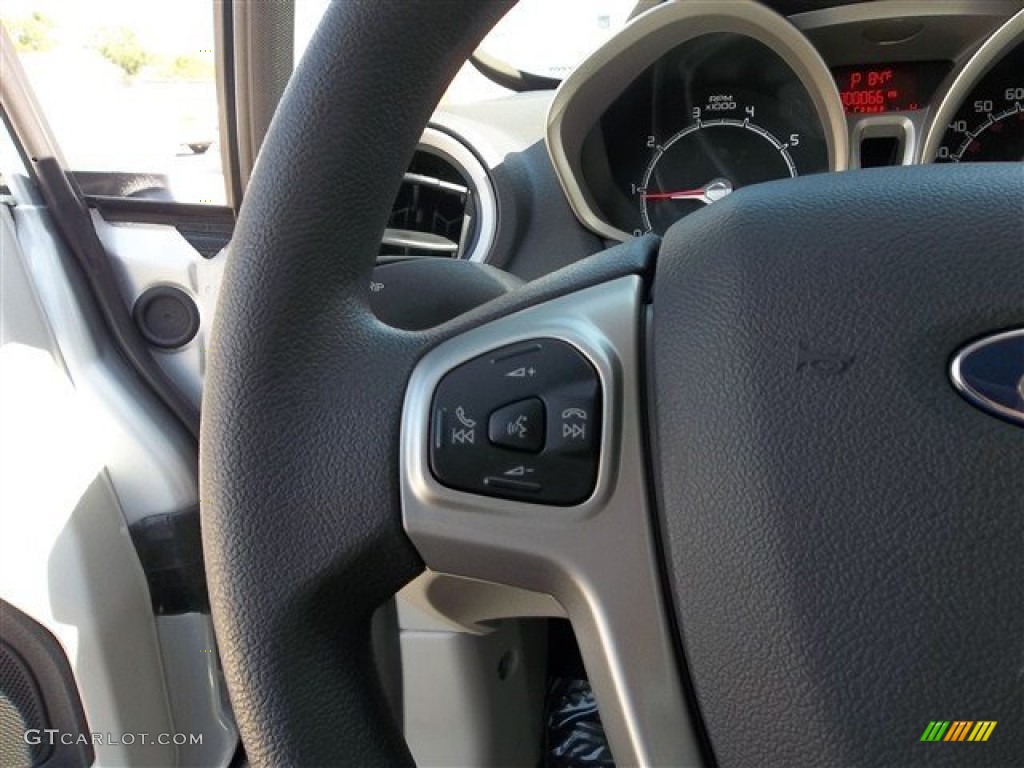 2013 Fiesta SE Sedan - Ingot Silver / Charcoal Black/Light Stone photo #23