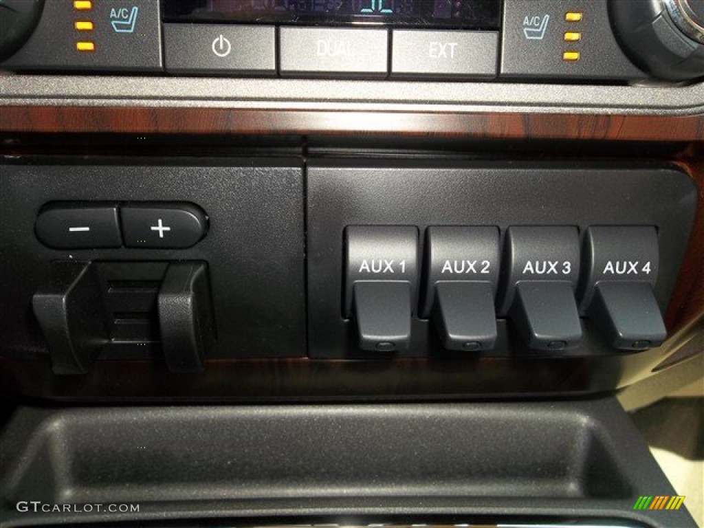 2012 F350 Super Duty Lariat Crew Cab 4x4 - Autumn Red / Adobe photo #67