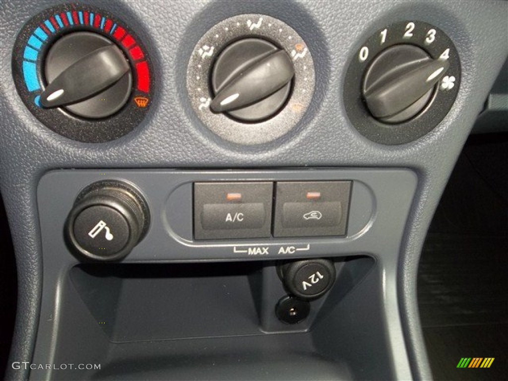 2012 Ford Transit Connect XL Van Controls Photos