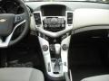 Summit White - Cruze LT/RS Photo No. 4