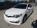 Super White - Camry SE Photo No. 7