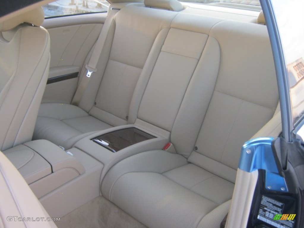 2013 Mercedes-Benz CL 550 4Matic Rear Seat Photo #71857027