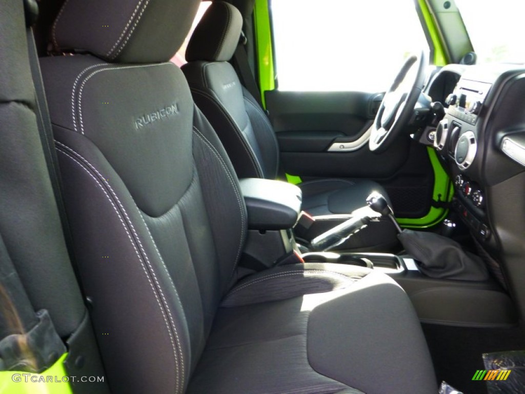 2013 Wrangler Rubicon 4x4 - Gecko Green / Black photo #8