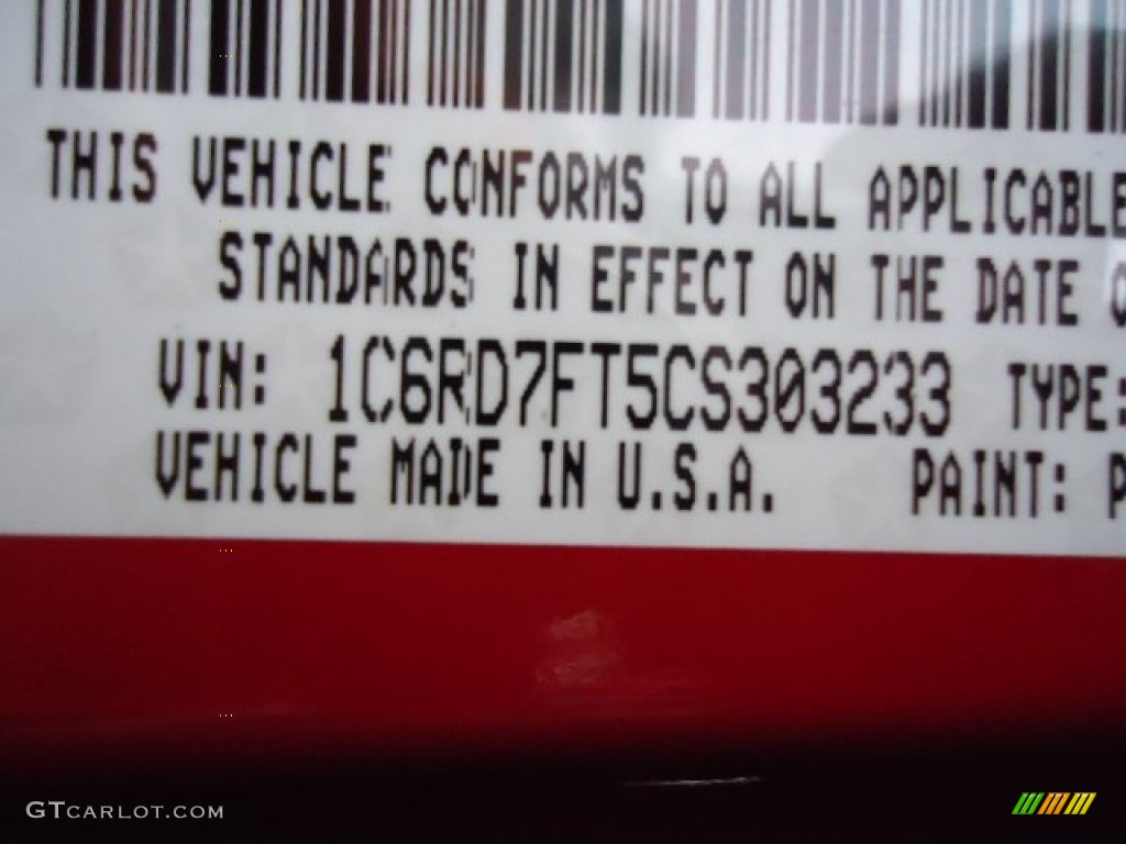 2012 Ram 1500 Express Quad Cab 4x4 - Flame Red / Dark Slate Gray/Medium Graystone photo #18