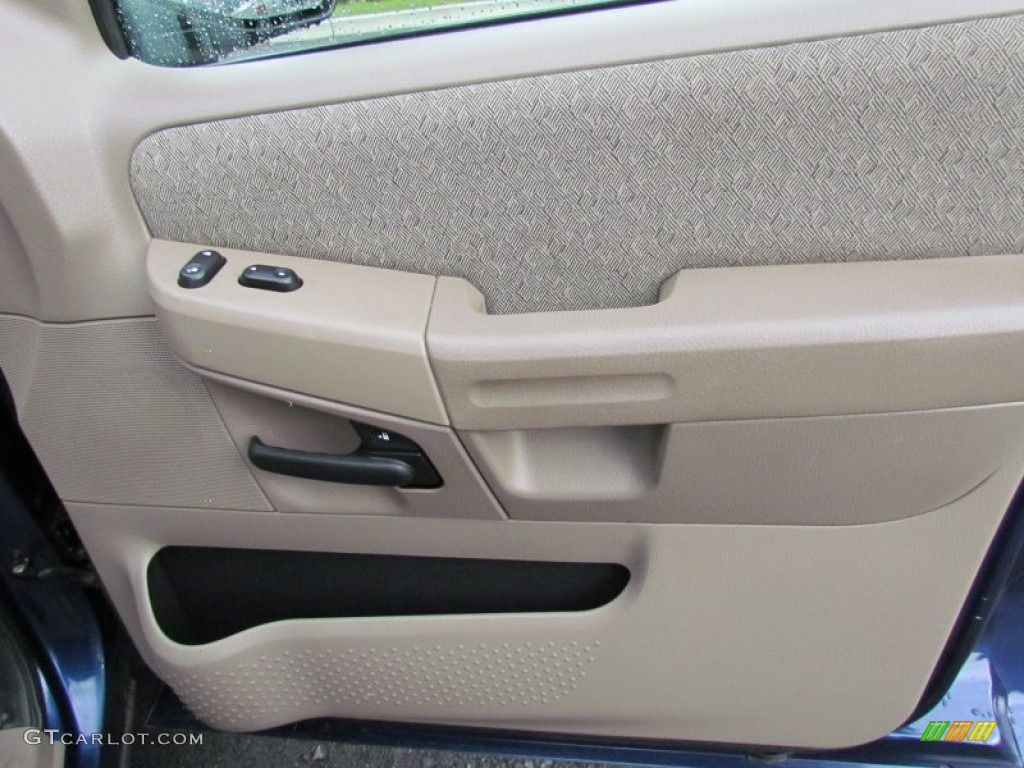 2005 Explorer XLS 4x4 - Dark Blue Pearl Metallic / Medium Parchment photo #7