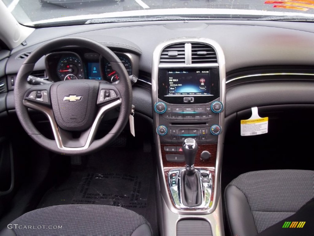 2013 Malibu LT - Champagne Silver Metallic / Jet Black photo #10