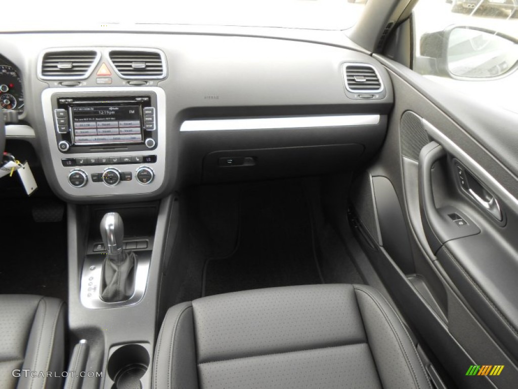 Titan Black Interior 2013 Volkswagen Eos Komfort Photo #71864922